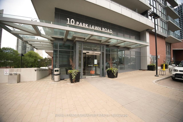 306 - 10 Park Lawn Road