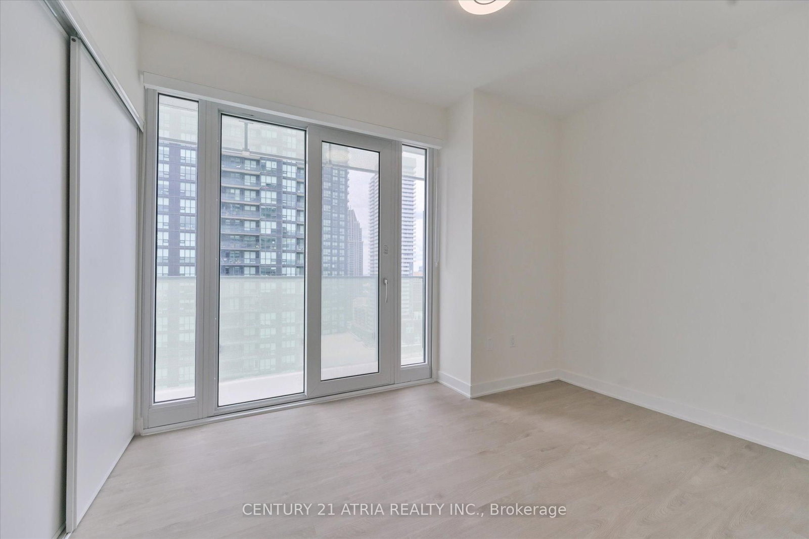 3900 Confederation Parkway • #1609 • Mississauga, ON photo 27