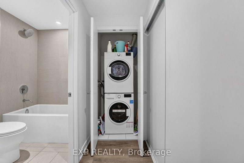 28 Ann Mississauga,ON L5G 3G1 — Photo 10