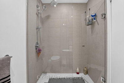 28 Ann Mississauga,ON L5G 3G1 — Photo 32
