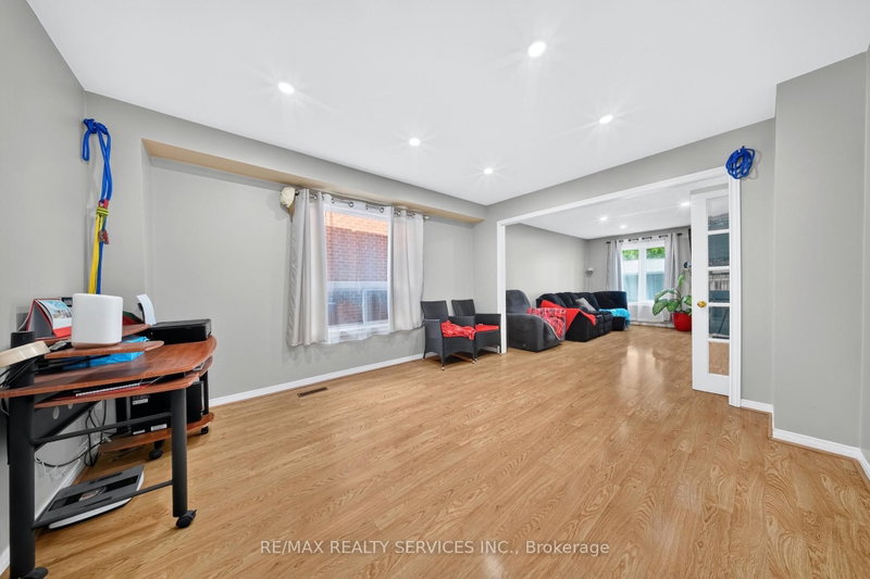 14 Gatesgill Brampton,ON L6X 3S4 — Photo 8