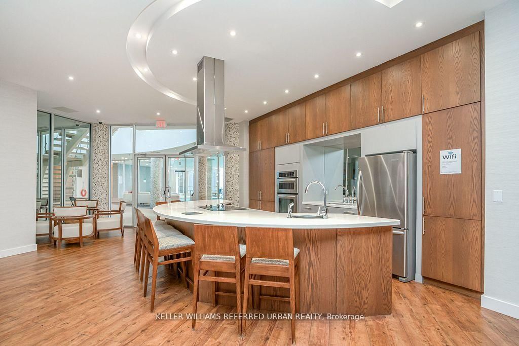 15 Legion Road • #1002 • Toronto, ON photo 39