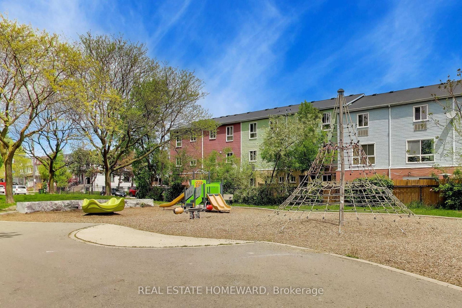 18 Britannia Avenue • Toronto, ON photo 36