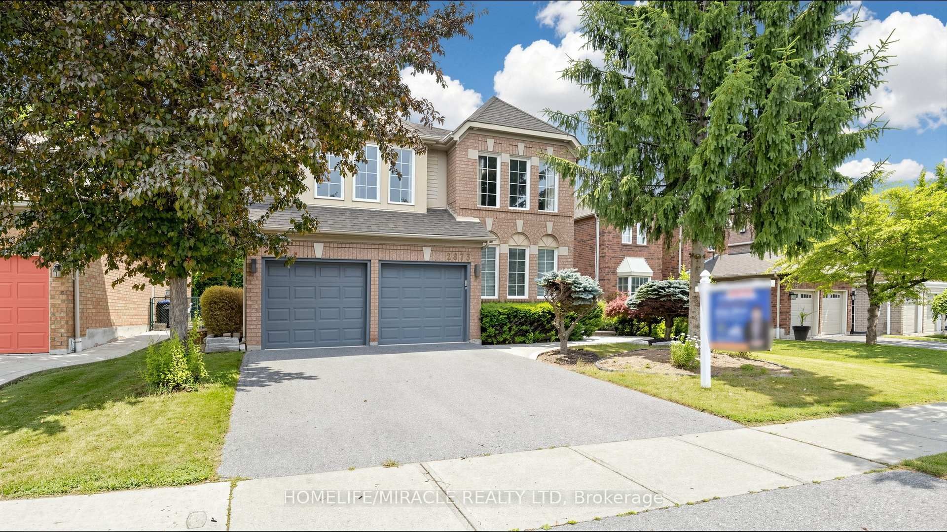 2873 Peacock Drive