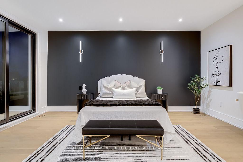 33 Twelfth Street • Toronto, ON photo 19