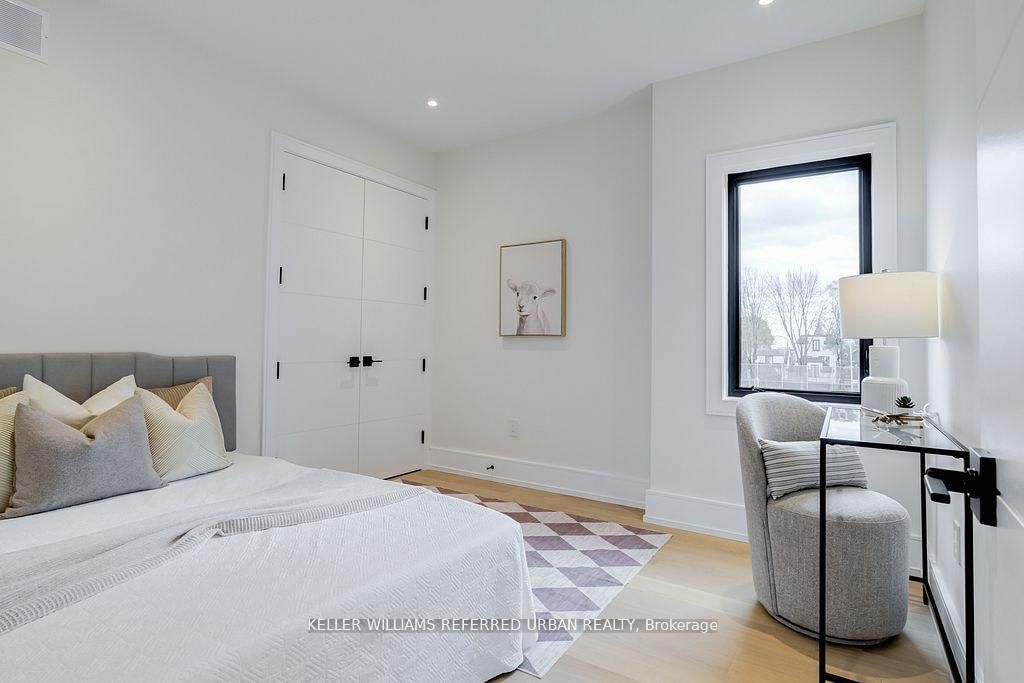 33 Twelfth Street • Toronto, ON photo 39