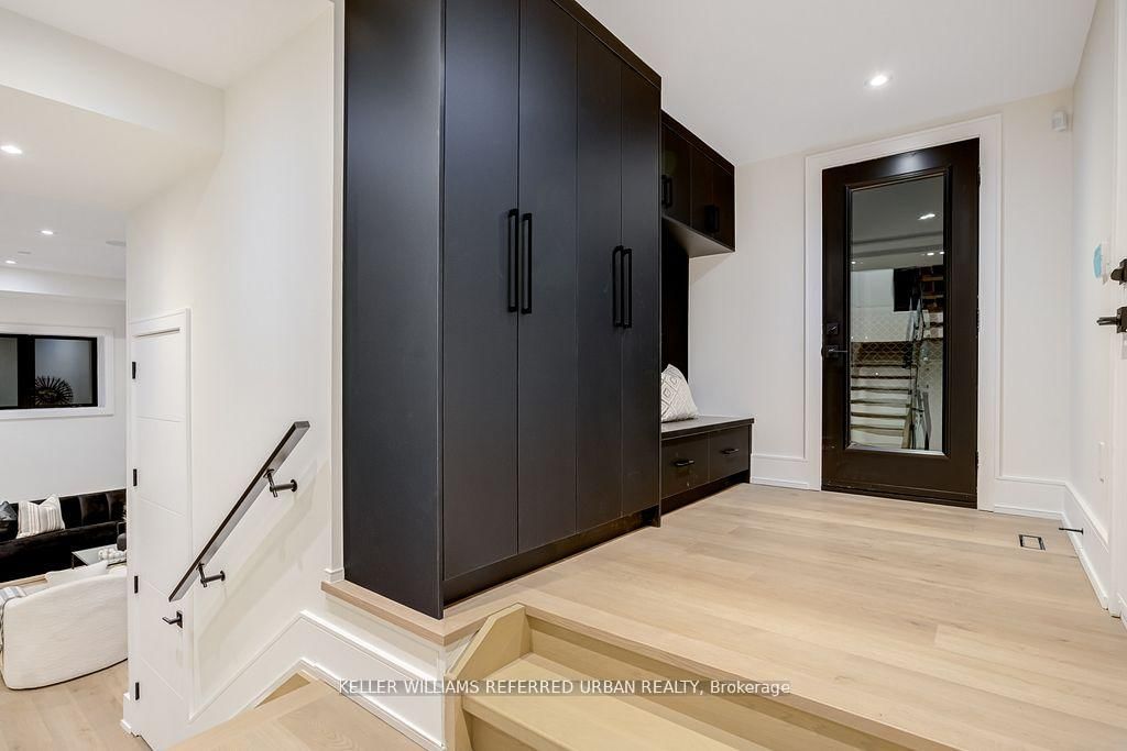 33 Twelfth Street • Toronto, ON photo 41