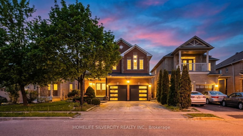 26 Bissell Drive N