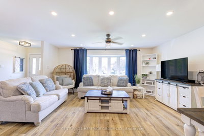 2379 Duncaster Drive • Burlington, ON photo 4