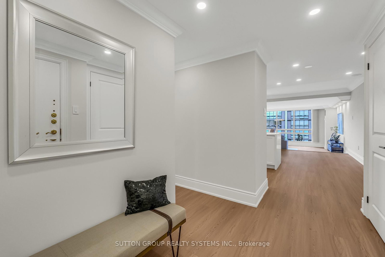 2185 Marine Drive • #508 • Oakville, ON photo 6