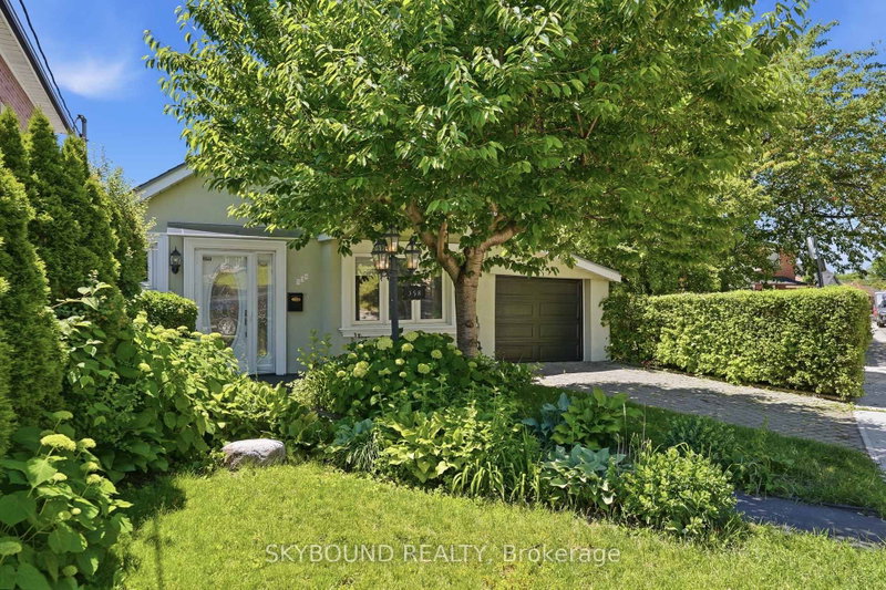 358 Silverthorn Avenue