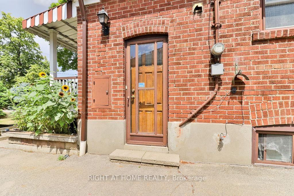 BSMT-43 Bertram Street, Toronto, ON, photo 2
