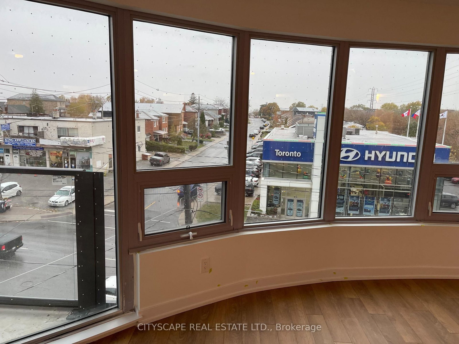 2433 S Dufferin Street • Toronto, ON photo 19