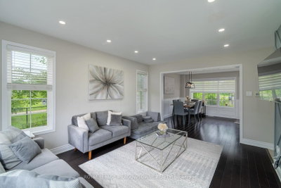 774 Irving Terrace • Milton, ON photo 8
