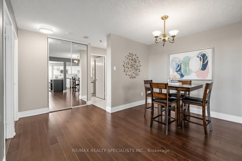 10 Laurelcrest Brampton,ON L6S 5Y3 — Photo 11