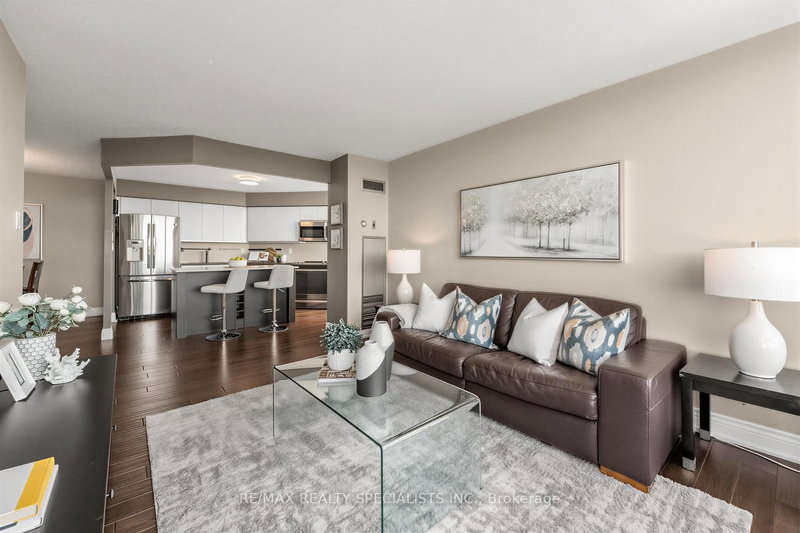 10 Laurelcrest Brampton,ON L6S 5Y3 — Photo 4