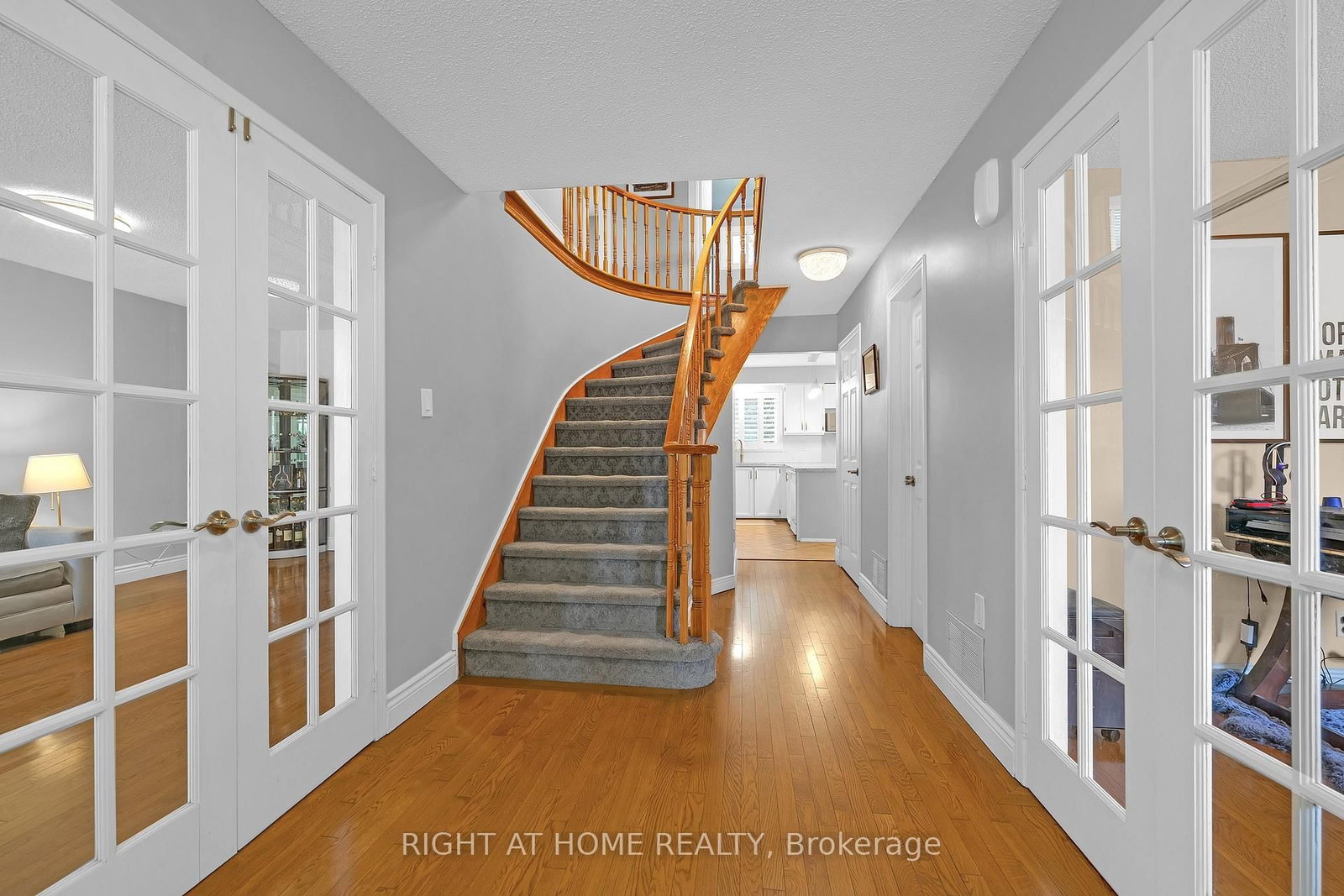 2573 Oshkin Court • Mississauga, ON photo 11