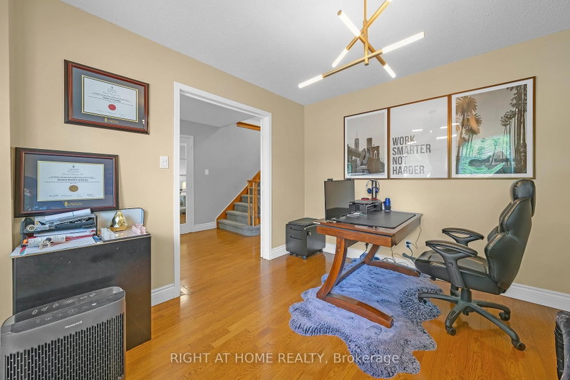 2573 Oshkin Mississauga,ON L5N 3Z3 — Photo 13