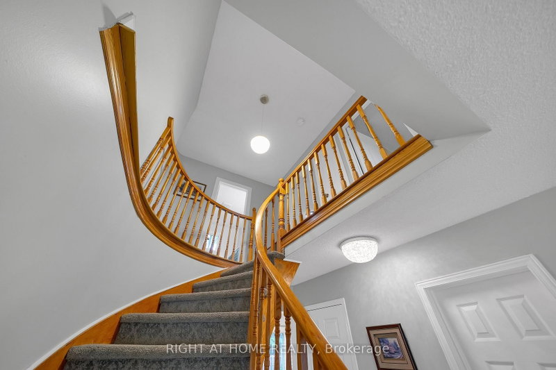 2573 Oshkin Mississauga,ON L5N 3Z3 — Photo 25