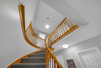 2573 Oshkin Mississauga,ON L5N 3Z3 — Photo 25