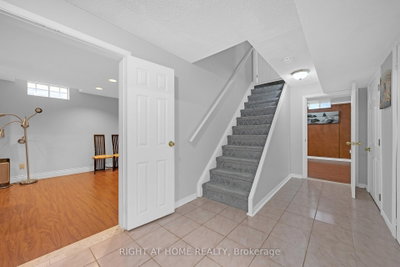 2573 Oshkin Mississauga,ON L5N 3Z3 — Photo 35