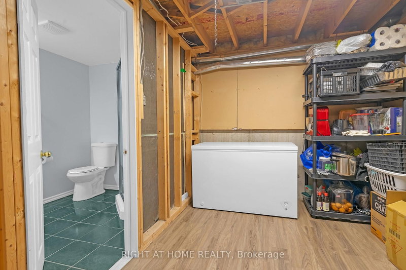 2573 Oshkin Mississauga,ON L5N 3Z3 — Photo 36