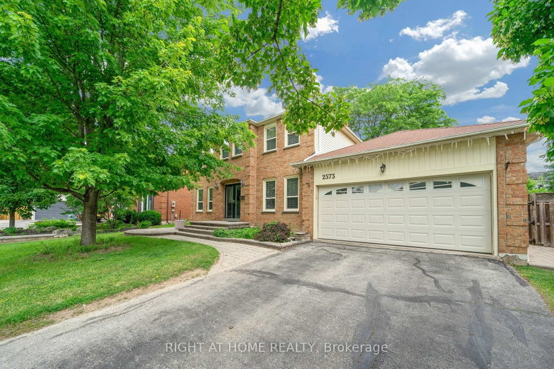 2573 Oshkin Mississauga,ON L5N 3Z3 — Photo 4