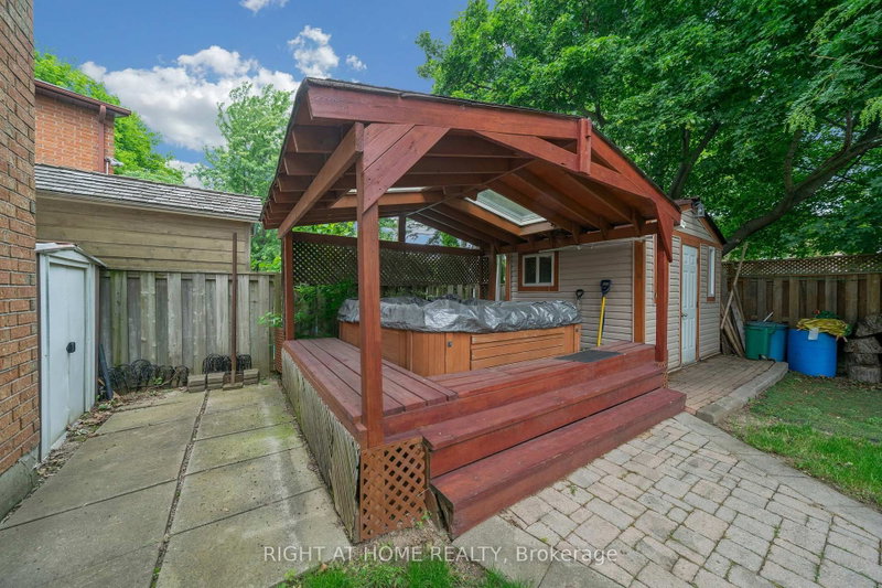 2573 Oshkin Mississauga,ON L5N 3Z3 — Photo 9