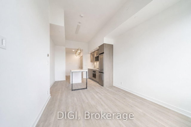 E438 - 485 Perth Avenue