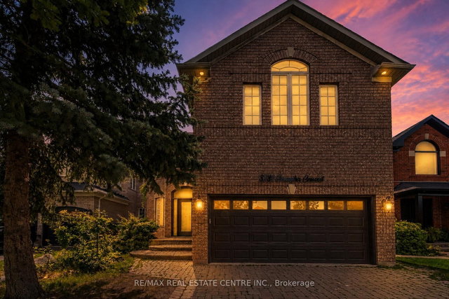 3339 Crompton Crescent