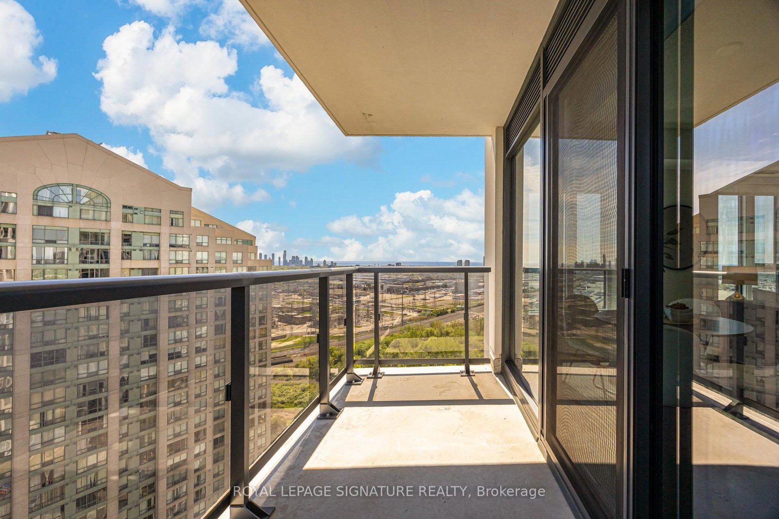 30 Samuel Wood Way • #2008 • Toronto, ON photo 13