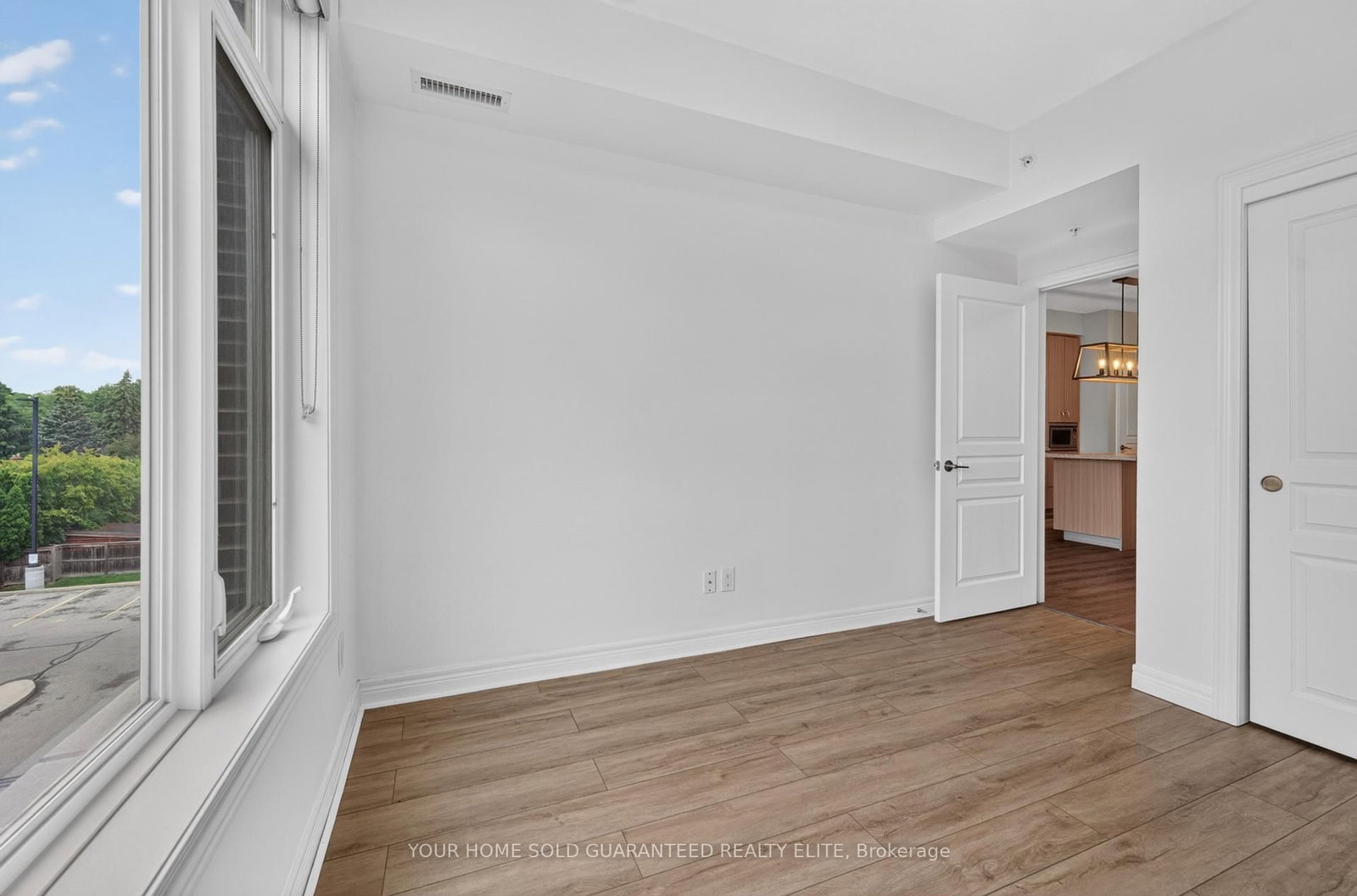 457 E Plains Road • #322 • Burlington, ON photo 23