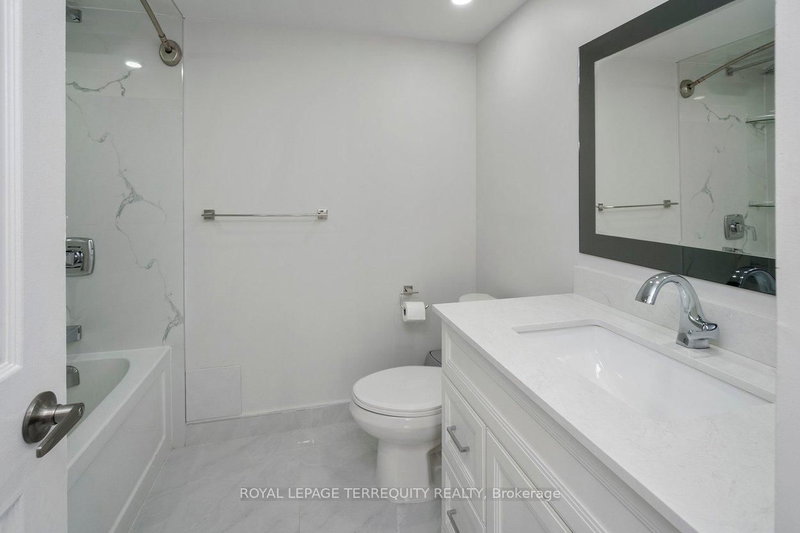 4235 Sherwoodtowne Mississauga,Ontario L4Z 1W3 — Photo 28