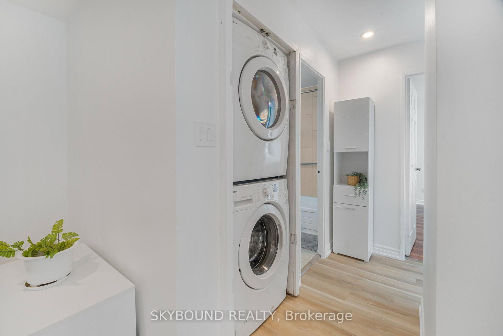 200 Robert Speck Parkway • #108 • Mississauga, ON photo 31