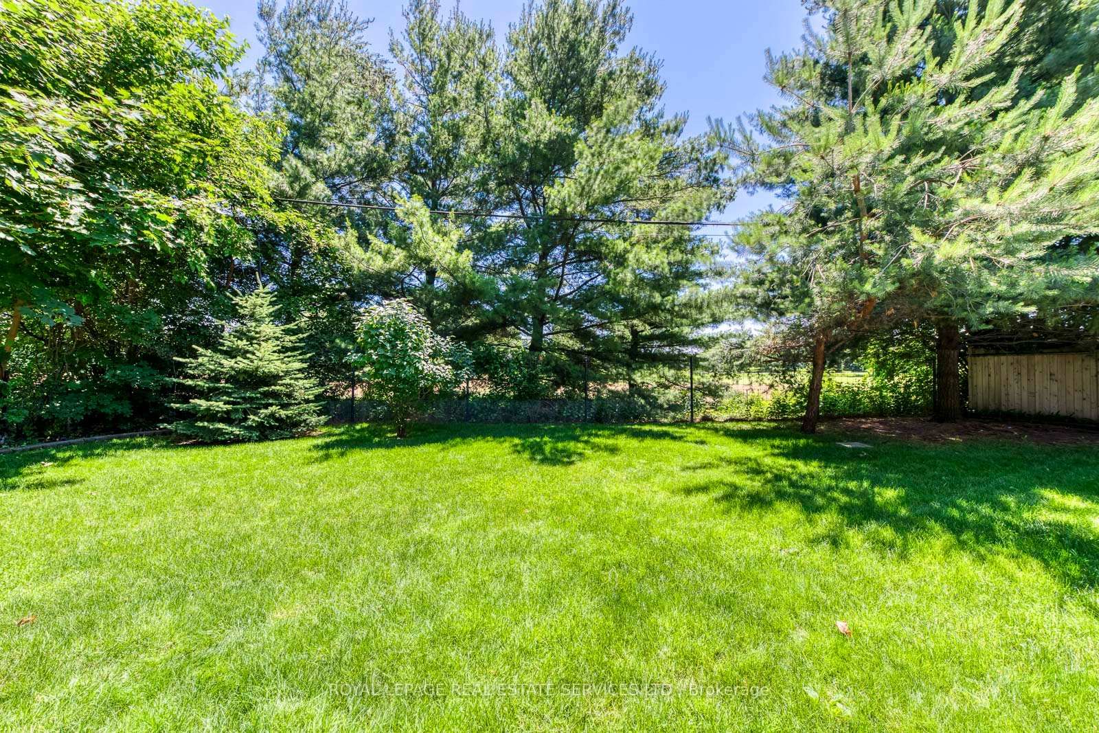 1602 Lincolnshire Boulevard • Mississauga, ON photo 36