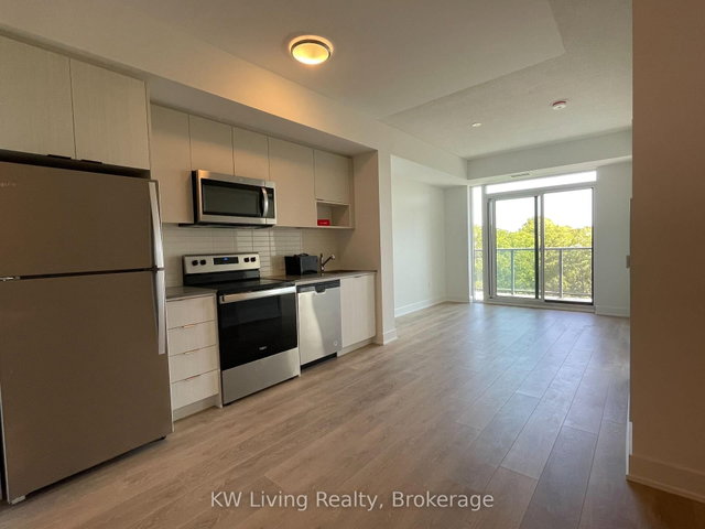 401 W - 202 Burnhamthorpe Road E