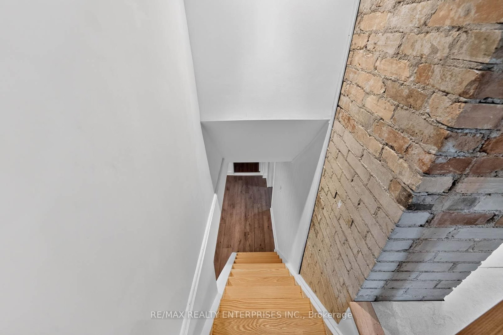 233 Rosemount Avenue • Toronto, ON photo 22