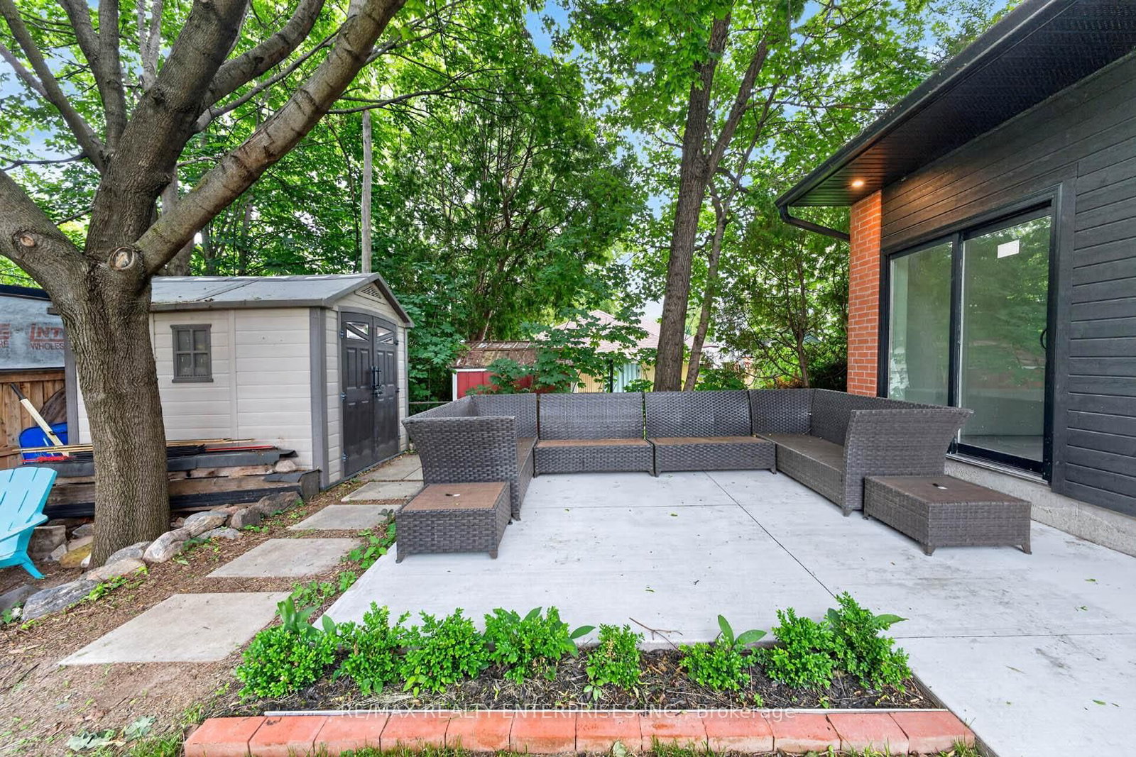 233 Rosemount Avenue • Toronto, ON photo 35