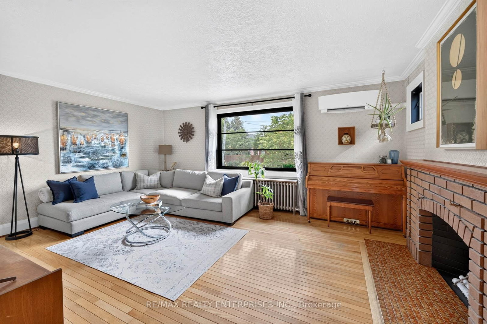 233 Rosemount Avenue • Toronto, ON photo 6