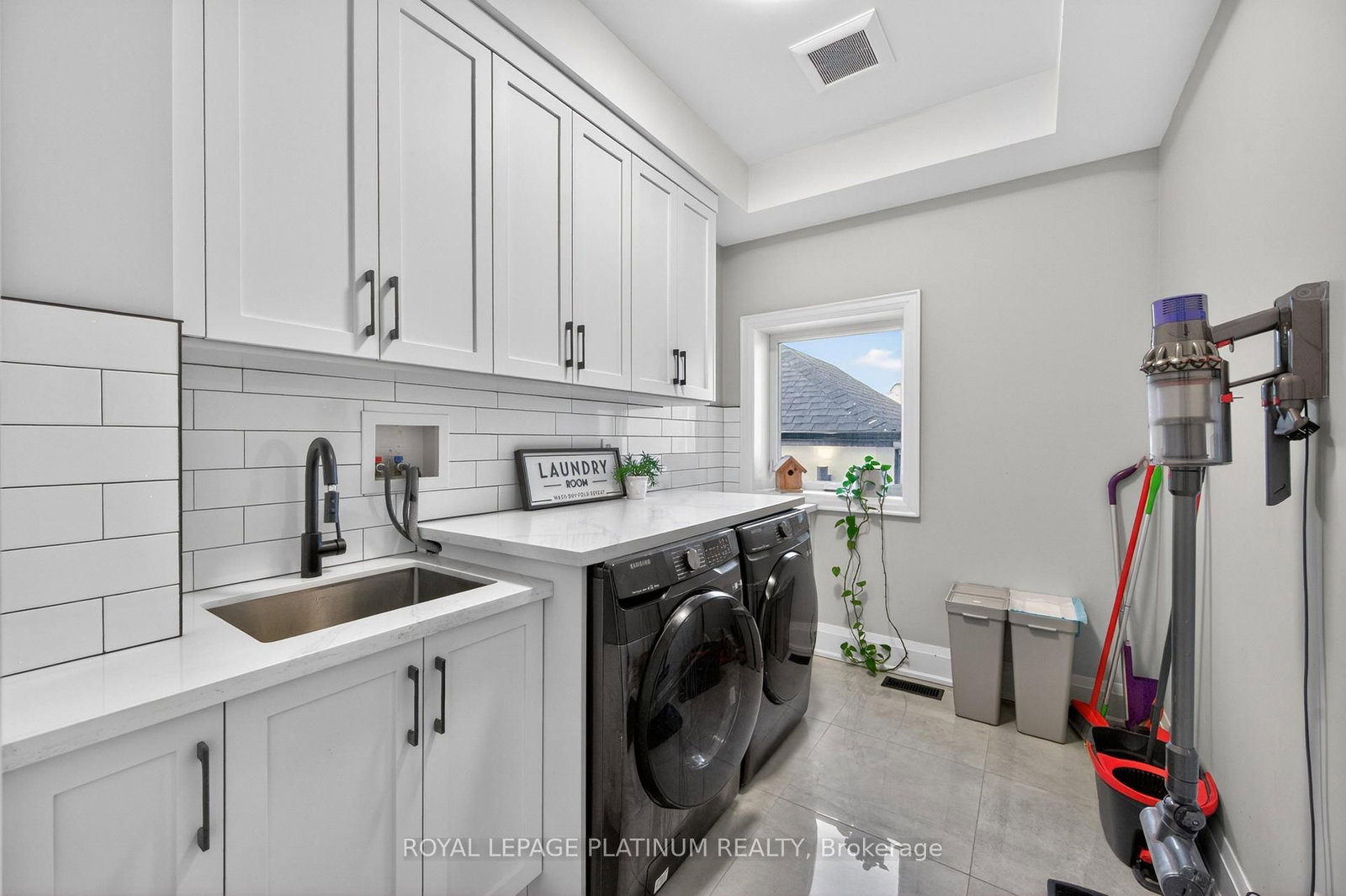13 Arch Mississauga,ON L5M 1M4 — Photo 17