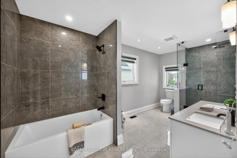 13 Arch Mississauga,ON L5M 1M4 — Photo 28