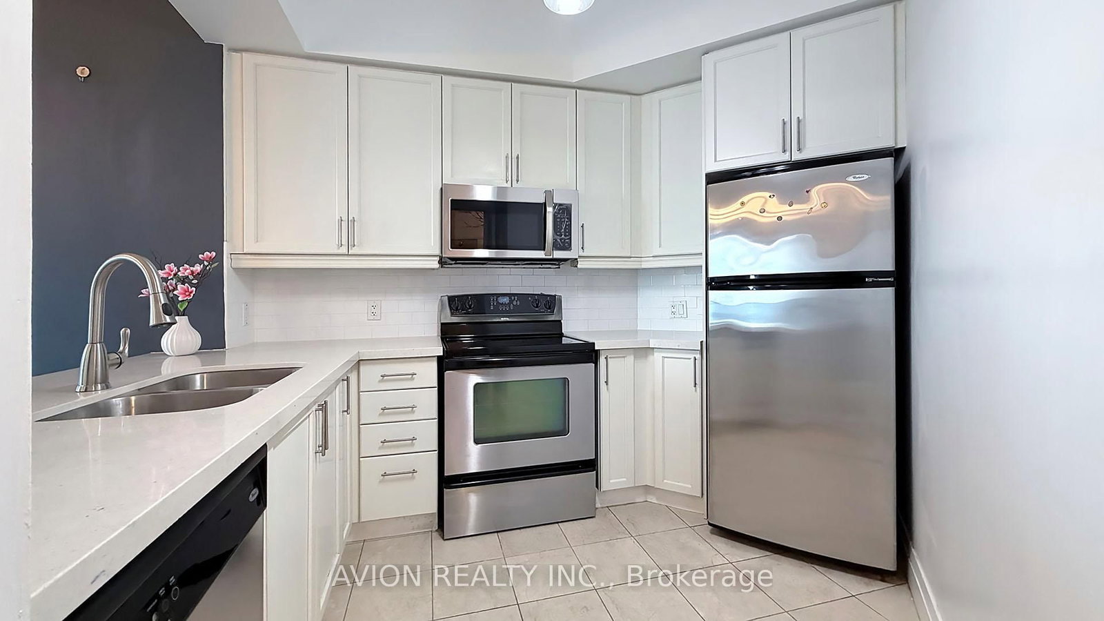 70 Absolute Mississauga,Ontario L4Z 0A4 — Photo 15