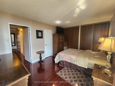 Unit 1609 — 10 Martha Eaton Way — more photos