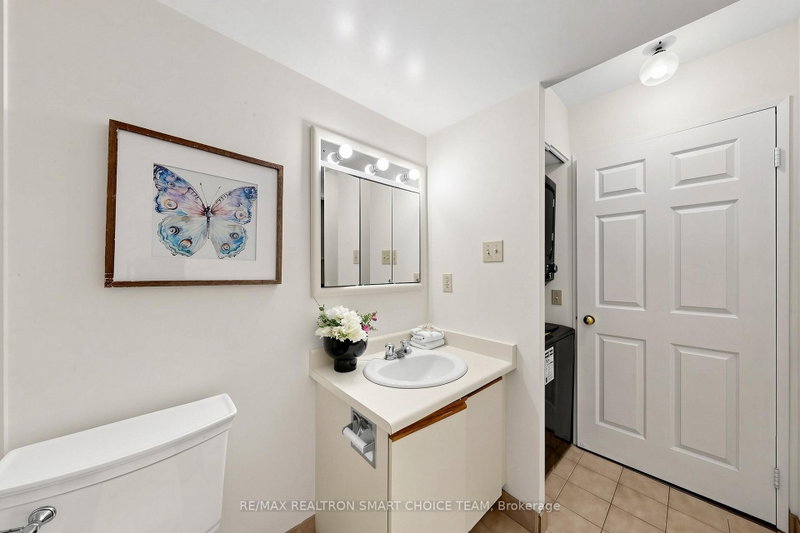 50 Kingsbridge Garden Mississauga,Ontario L5R 1Y2 — Photo 19