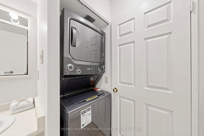 50 Kingsbridge Garden Mississauga,Ontario L5R 1Y2 — Photo 20