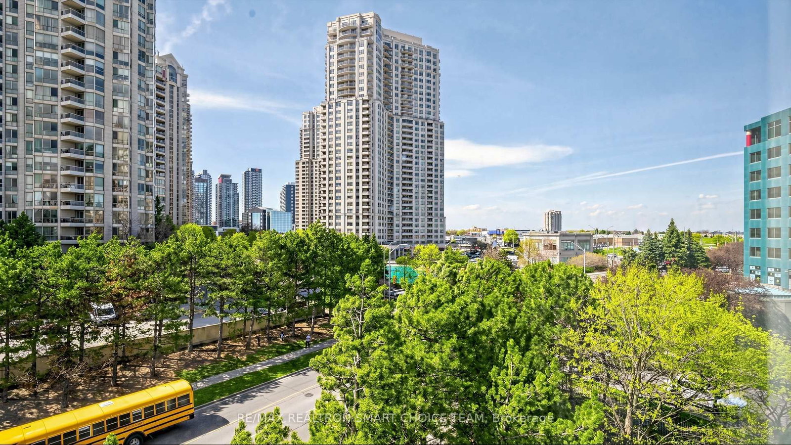 50 Kingsbridge Garden Circle • #504 • Mississauga, ON photo 39