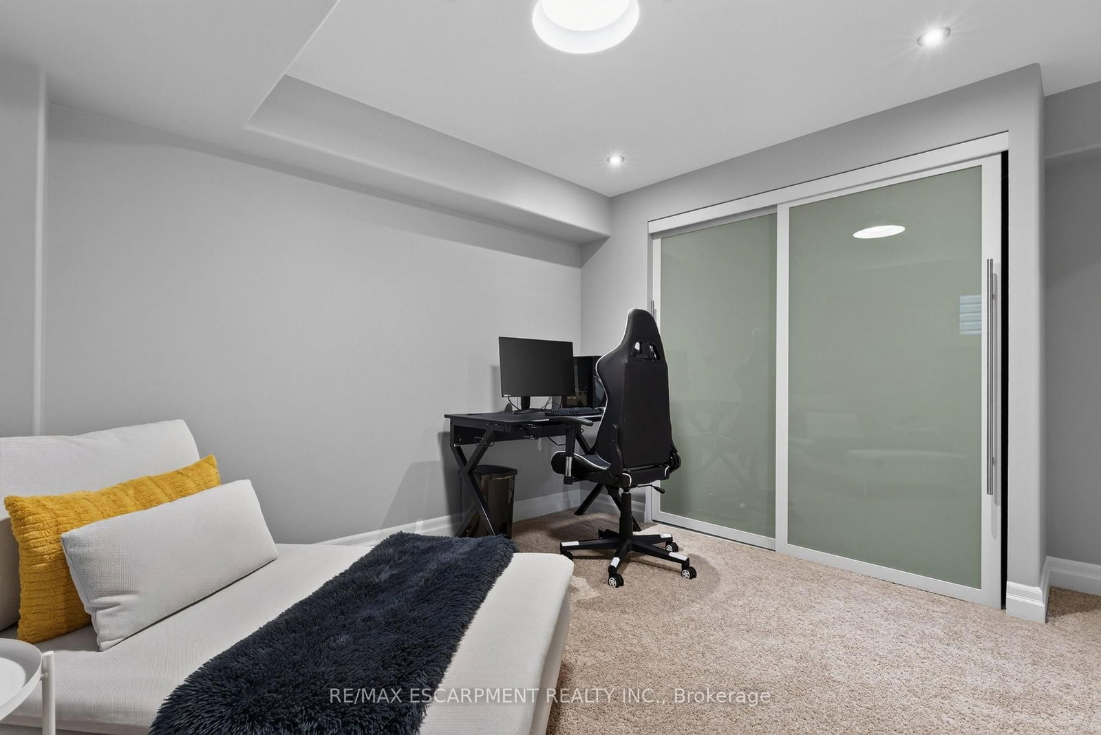 3220 Steeplechase Drive • Burlington, ON photo 32