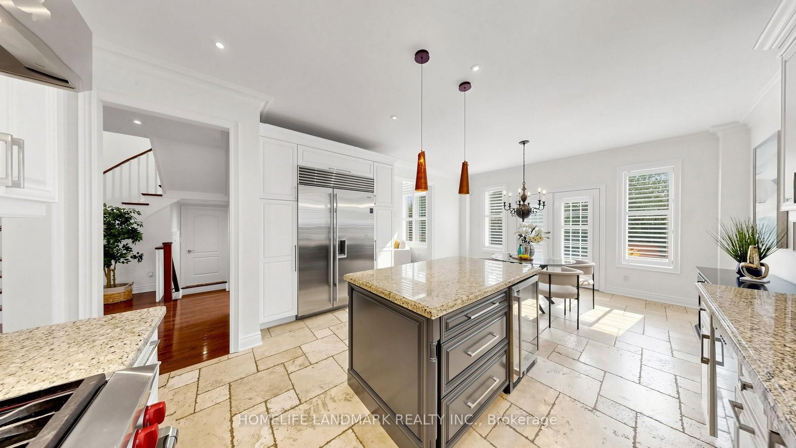 2508 Hemmford Drive • Oakville, ON photo 8