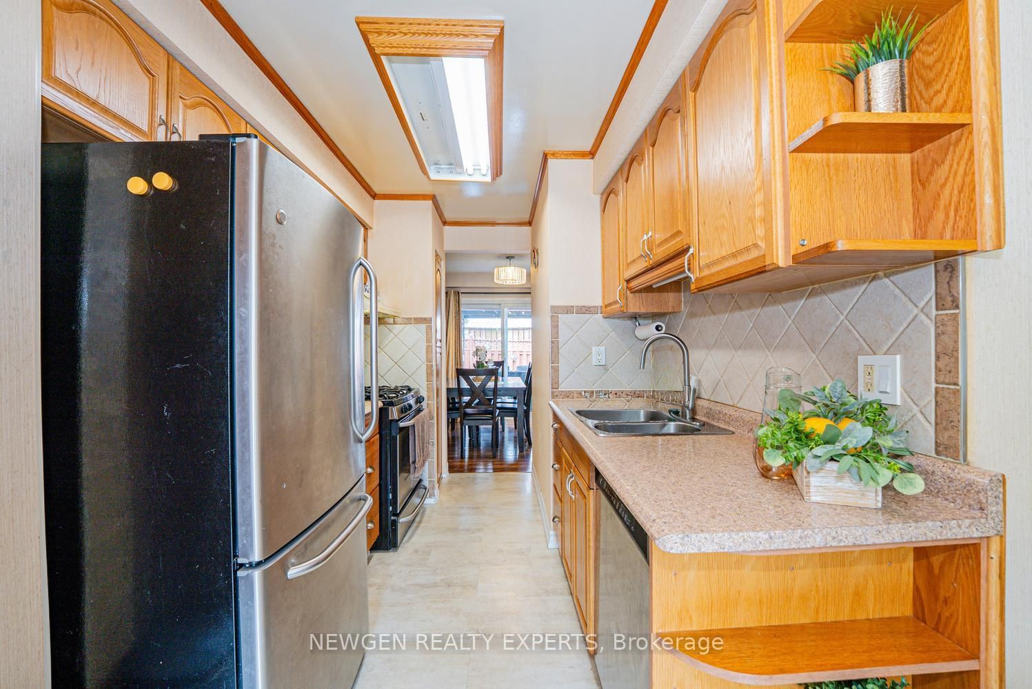 1 Wolverton Crescent • Brampton, ON photo 18