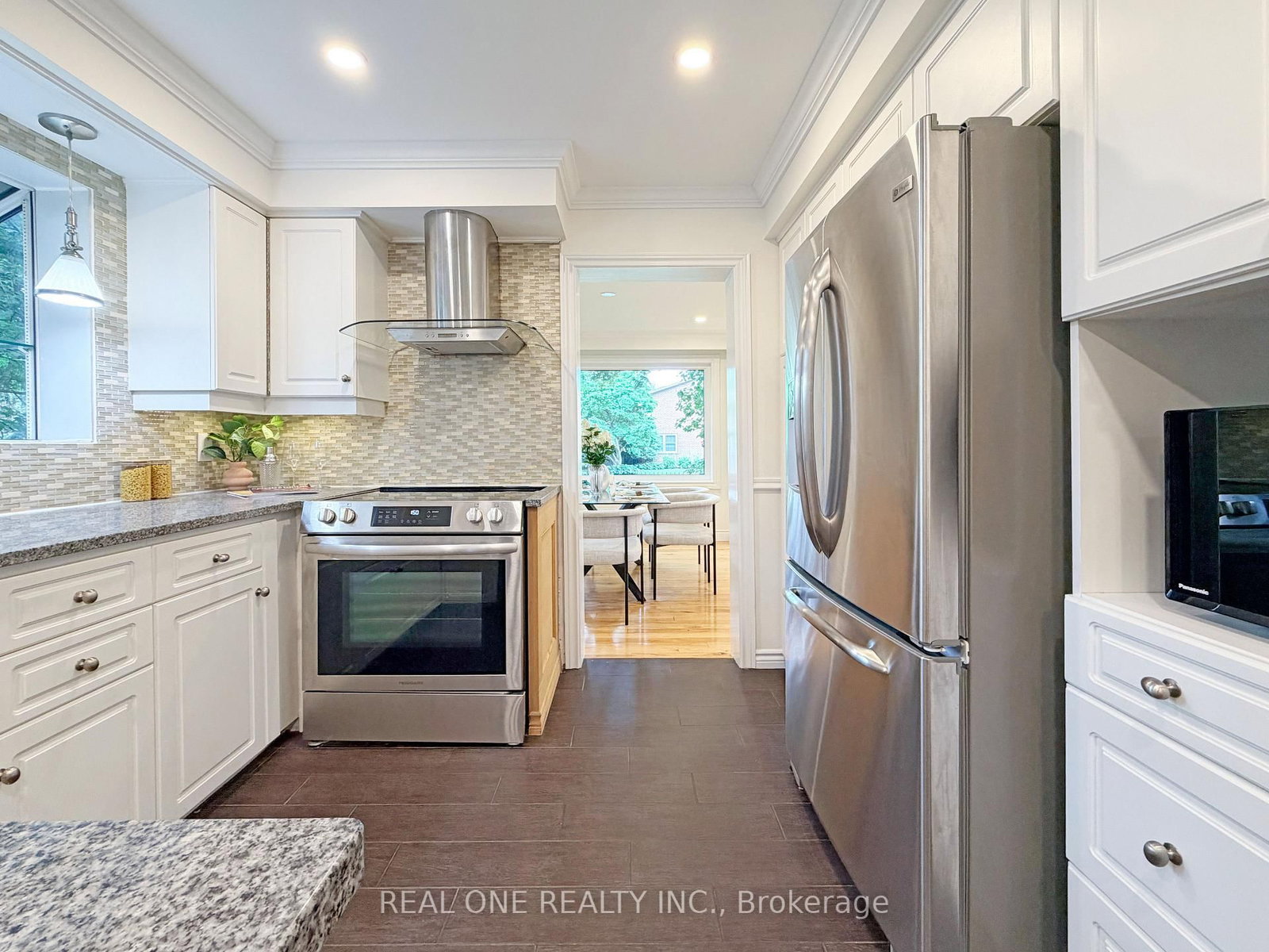 1585 Crombie Road • Mississauga, ON photo 18